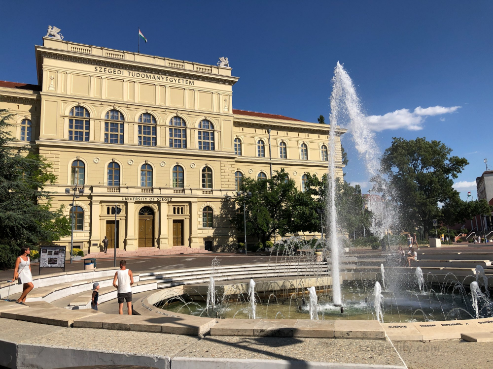 university_of_szeged_2022_msz_1000x750